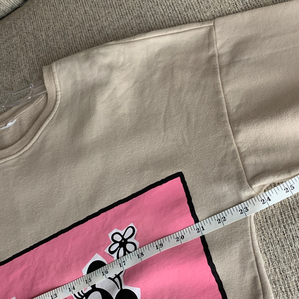 Women’s Mickey and Minnie Graphic Sweatshirt *no size tag* looks sz Med used - Picture 11 of 17